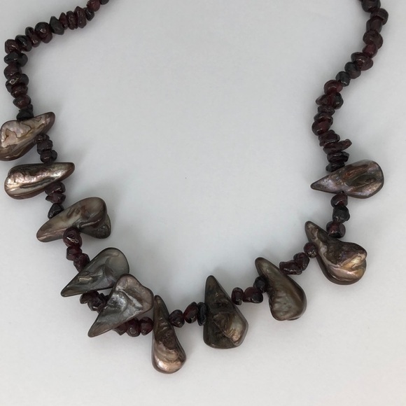 Dark plum chunky stone necklace - Picture 2 of 3